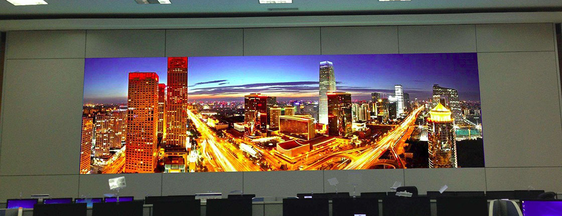 ការបង្ហាញ LED ទំហំភីកសែលល្អ