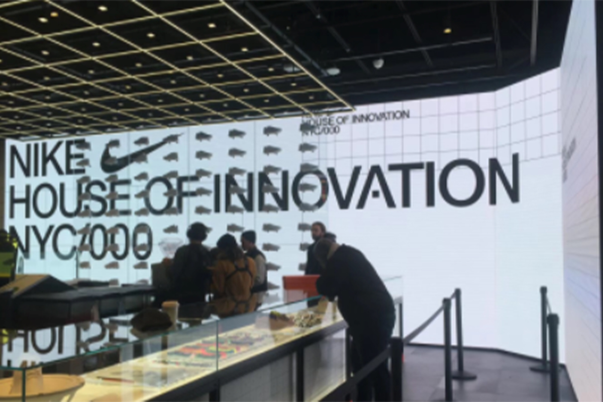 nike retail led screen