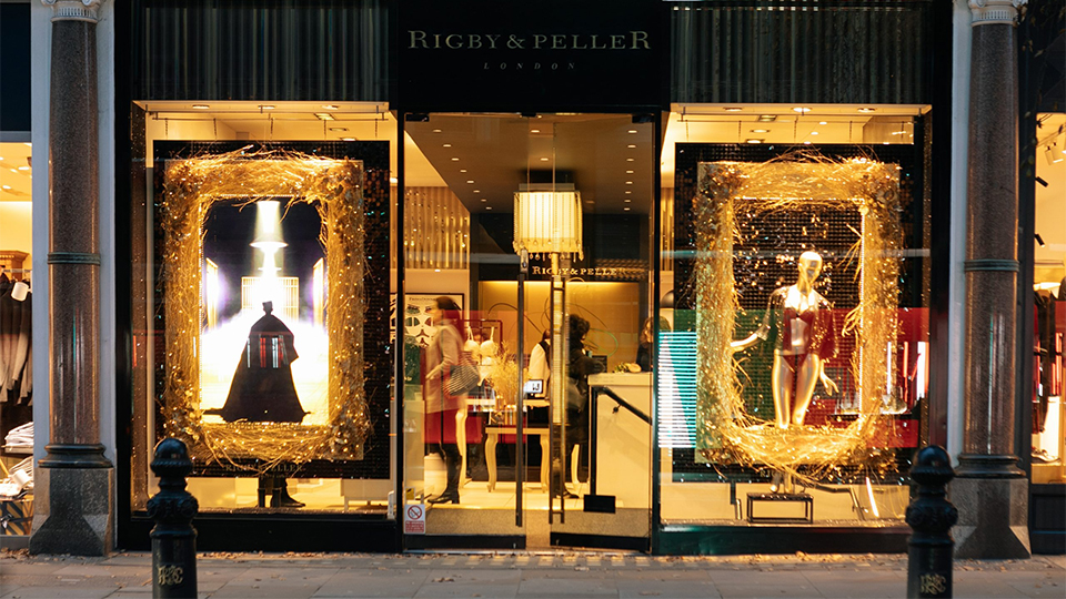 transparent led screen retail