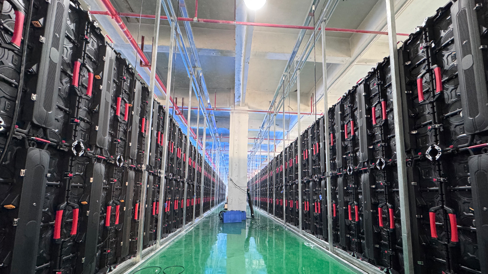 បន្ទះអេក្រង់ LED